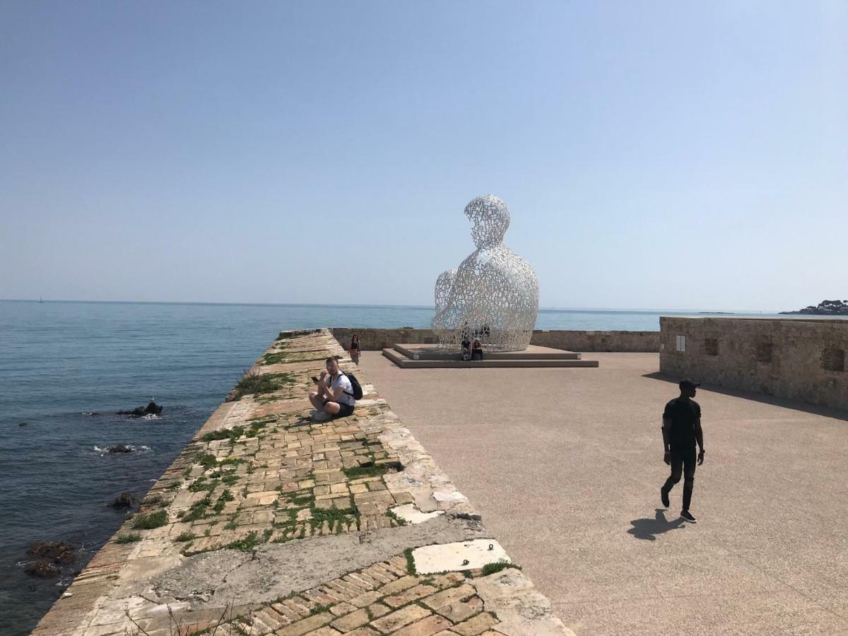 Sleep In Antibes City Center Exterior foto